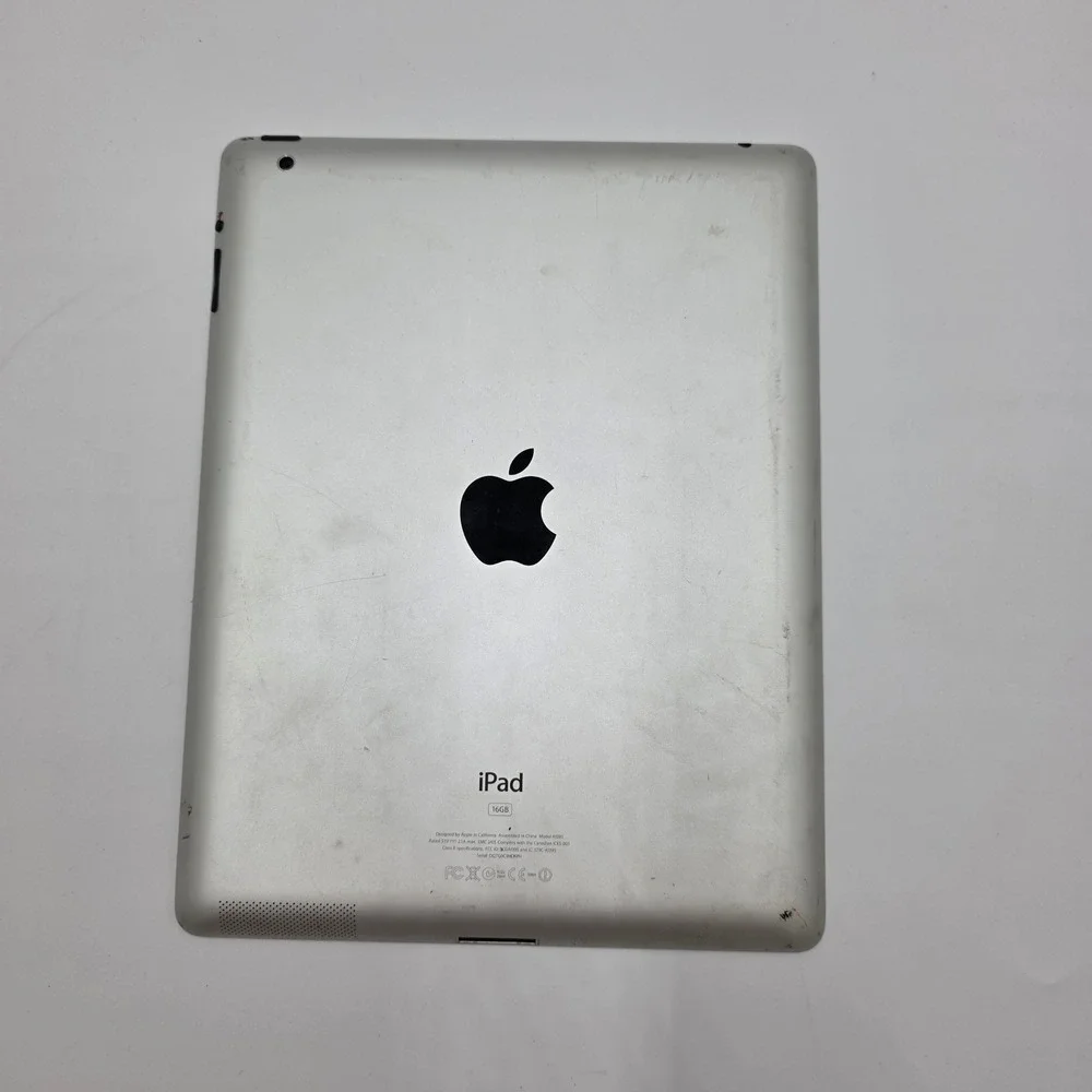 Apple iPad 2nd Gen 16GB Silver WiFi Model A1395 Cracked Screen For Parts Repair